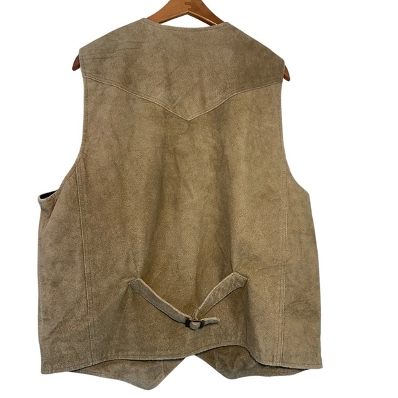Men's Moon Shine Brad Paisley Tan Suede Vest - Picture 2 of 14